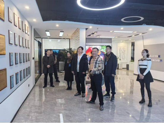 工信部调研团走进太阳GG神州-宣传文件-技术支持-王兴华-20260130421.png